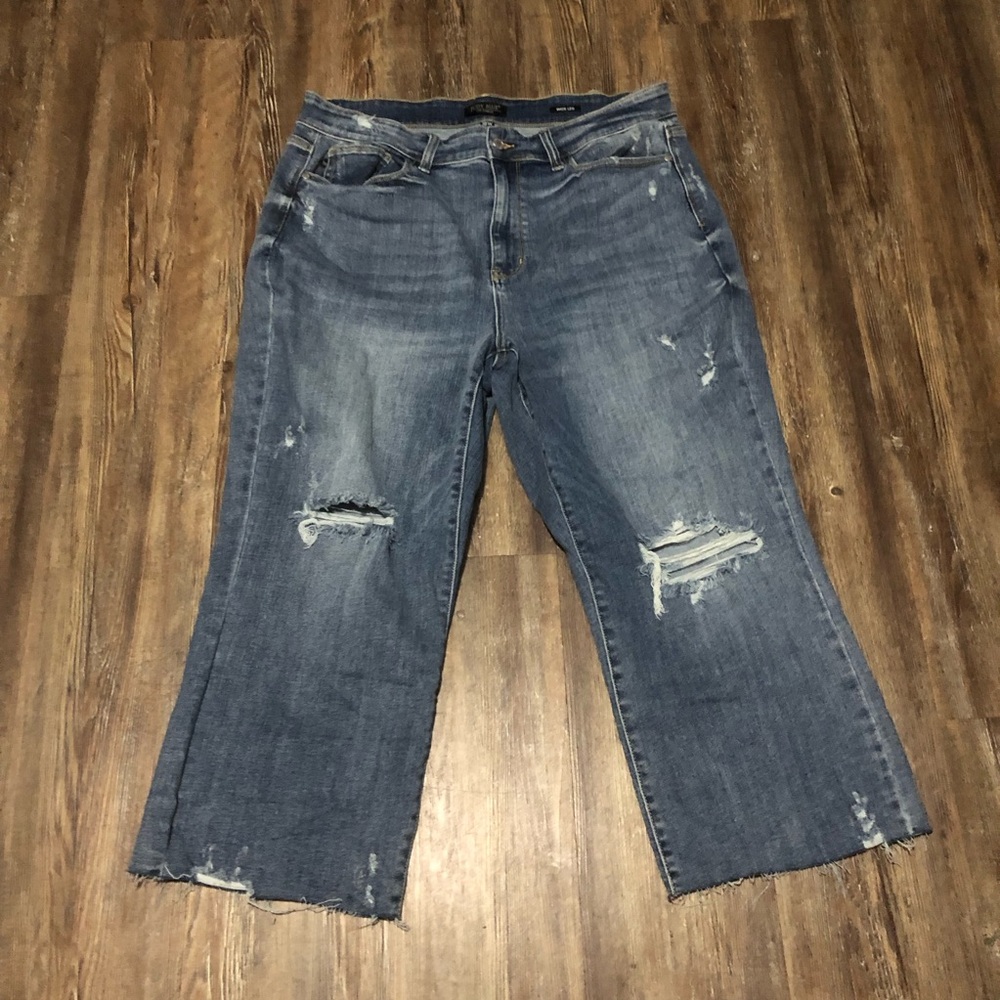 Judy Blue Distressed wide leg crop jean